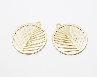 P1002/Anti-Tarnished Matte Gold Plating Over Brass/Areca Palm Plants Pendant/17.5mm/2pcs