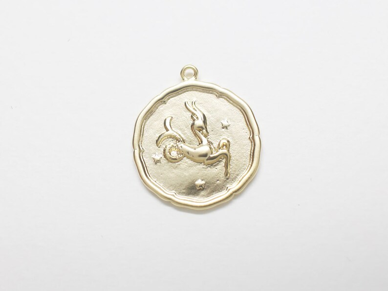 P0875/antitarnished Matte Gold Plating Over Brass/capricorn Etsy