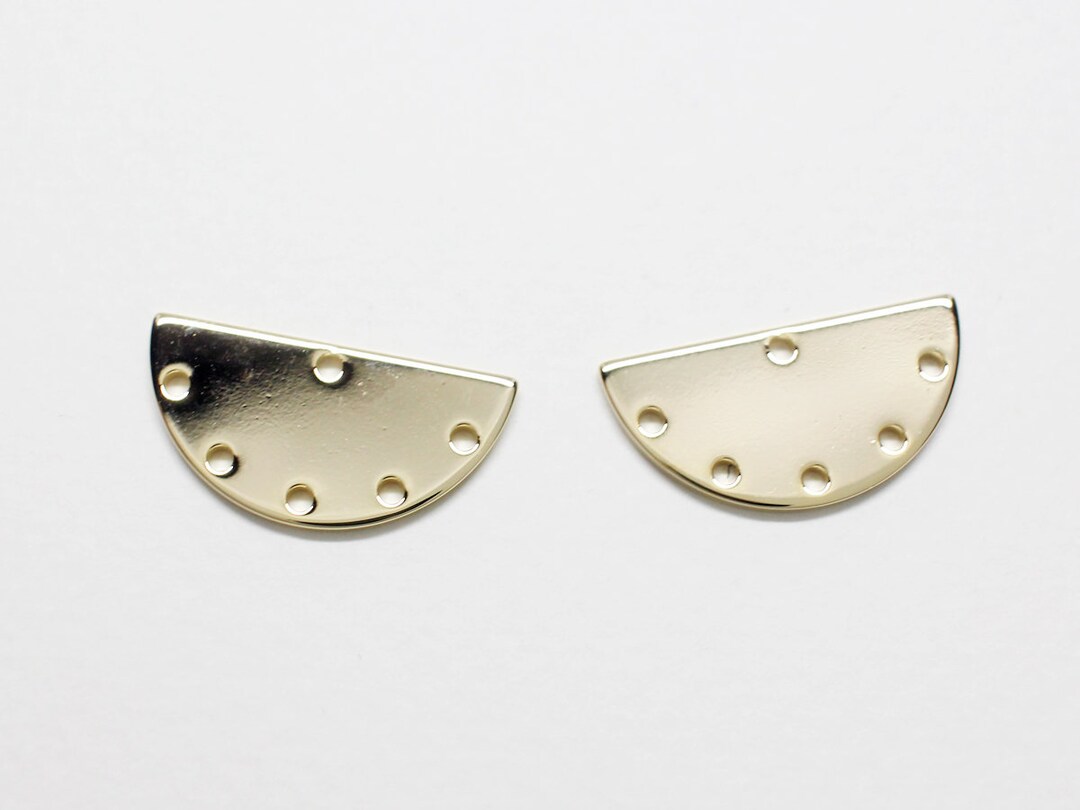 P07911/antitarnished Gold Plating Over Brass/6 Holes Half Circle