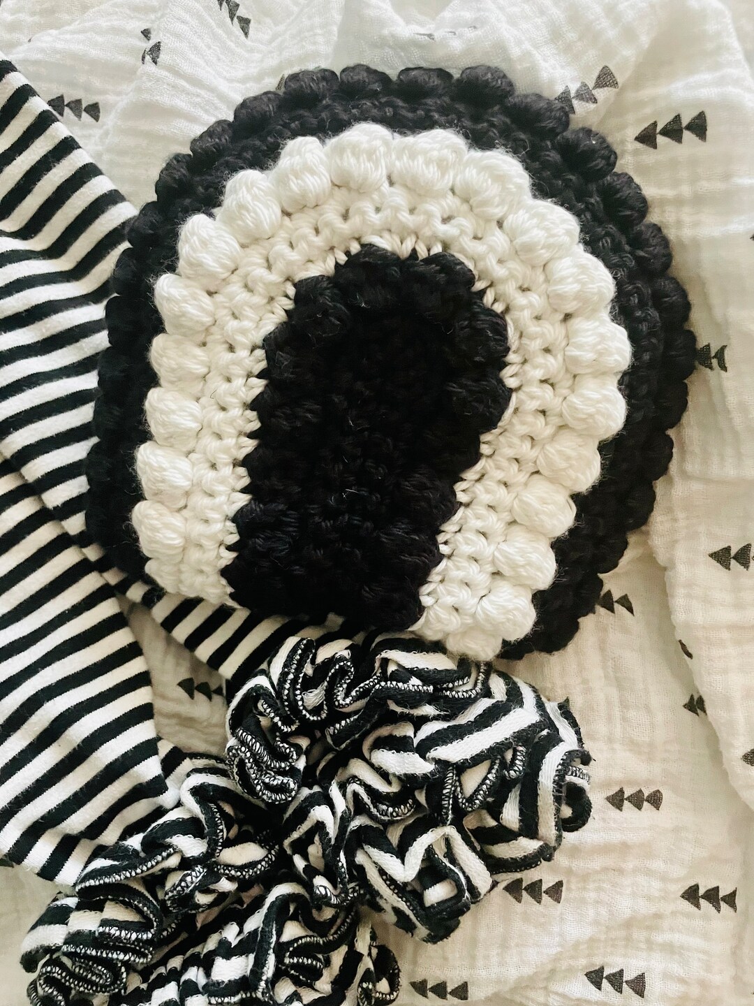 Baby Rainbow Rattle / Black & White Plush Rattle / Newborn Baby Gift ...