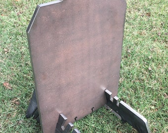 Blanco de tiro portátil Magnum Target AR500 de acero de 3/8" (12 x 20 IDPA), con base metálica para conducto EMT de 3/4" - GT12X201AR500EMT