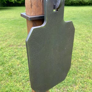 Magnum Target 3/8" AR500 7"x12” IDPA/IPSC Steel Shooting Range Target w/ 2x4 Hook - HIDPA121-2x4HOOK1AR5