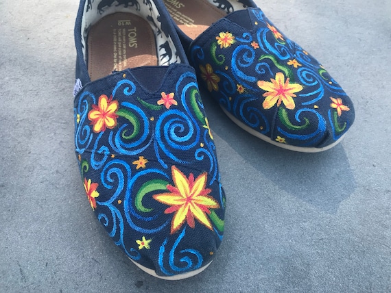 Dragon Handpainted Canvas Shoes (Vans, Converse, Toms, Keds) Dragon Handpainted Canvas Shoes (Vans, Converse, Toms, Keds)