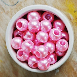 PERLES ROSE « PERLE » 12 mm || Grand trou de 5 mm || Charm perle ronde en macramé || Acrylique