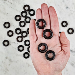25 mm BRAUNE HOLZRINGE || 2,4 cm || Eingefärbter Holzring
