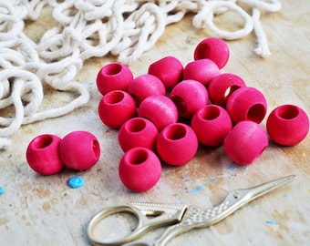 20x15mm PINK WOODEN BEADS || Hand Dyed Fuchsia Wood Beads || 20mm x 15mm