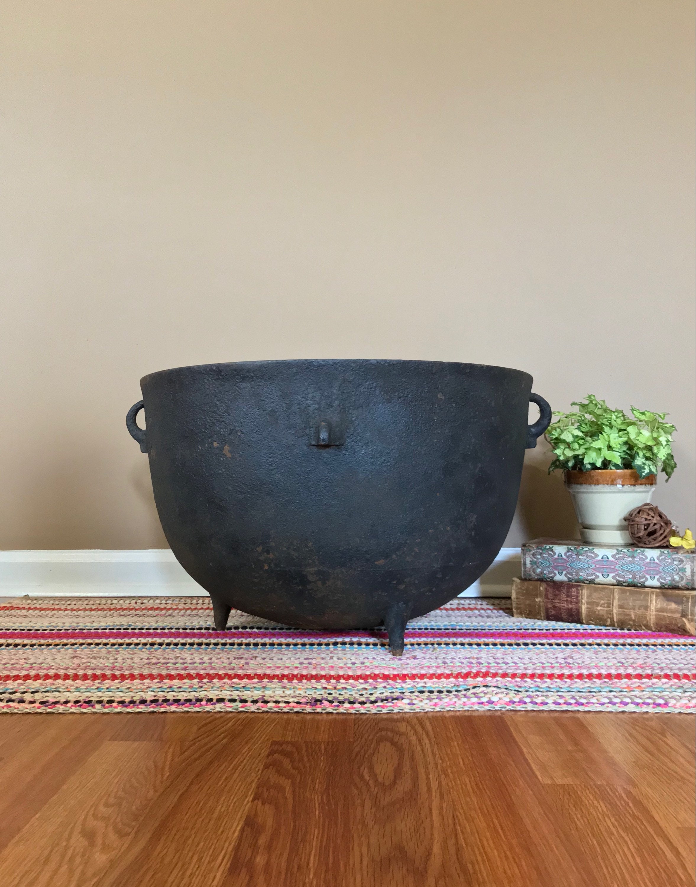 Large Cast Iron Cauldron / Antique Cauldron No. 15 / Black Etsy