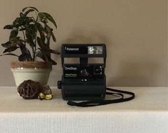 Working Polaroid One Step Instant Camera / One Step Close Up / Vintage Instant Camera / Polaroid Instant Camera / Vintage Polaroid Camera
