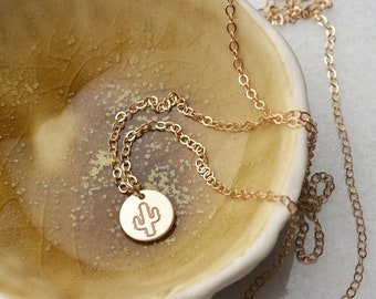 Gold cactus necklace, small cactus necklace, cactus jewelry, gold necklace, cactus, delicate necklace, dainty jewelry, minimalist necklace