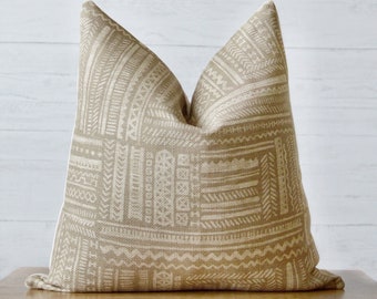 Sade Woven Pillow Cover