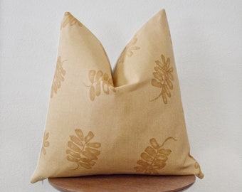 Corinne Floral Linen Pillow Cover