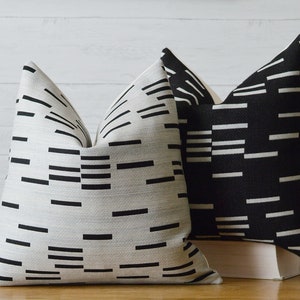 Naomi Woven Pillow Cover