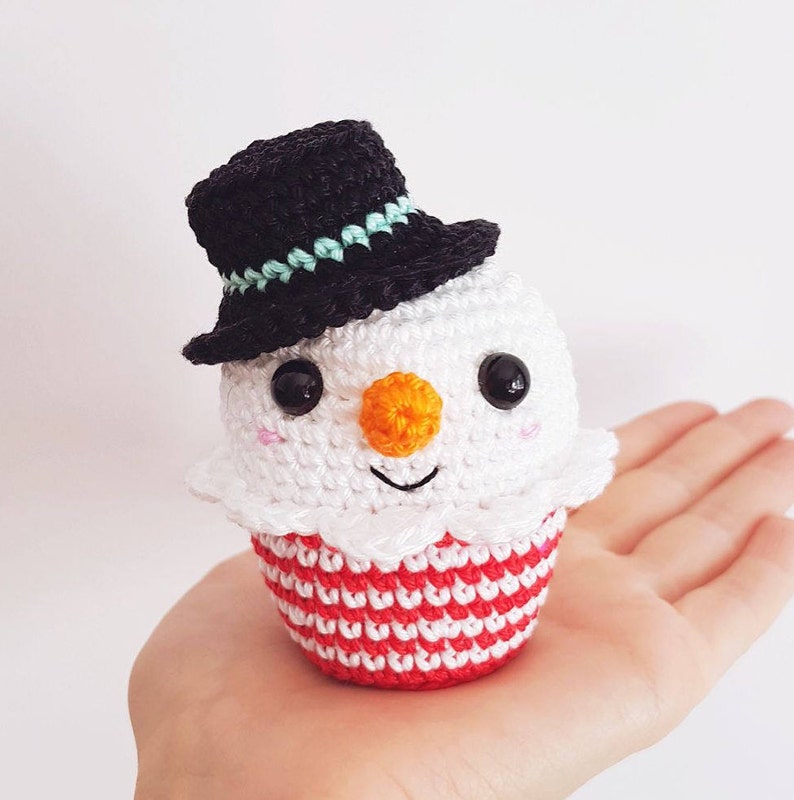 Christmas Cupcakes PDF Pattern, crochet, amigurumi image 6