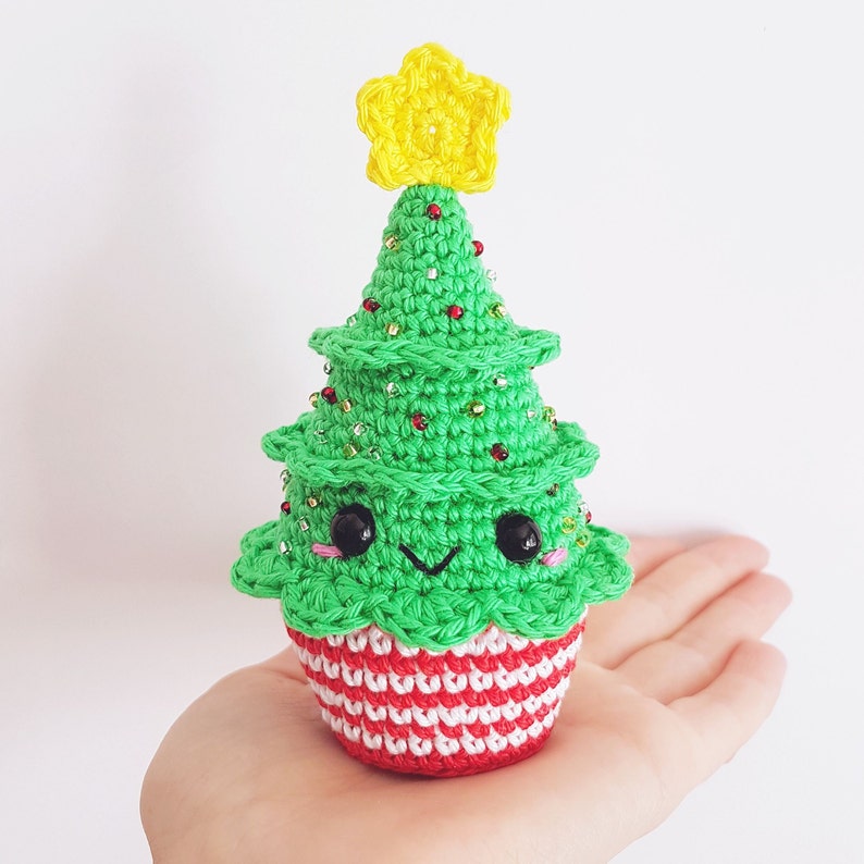 Christmas Cupcakes PDF Pattern, crochet, amigurumi image 3