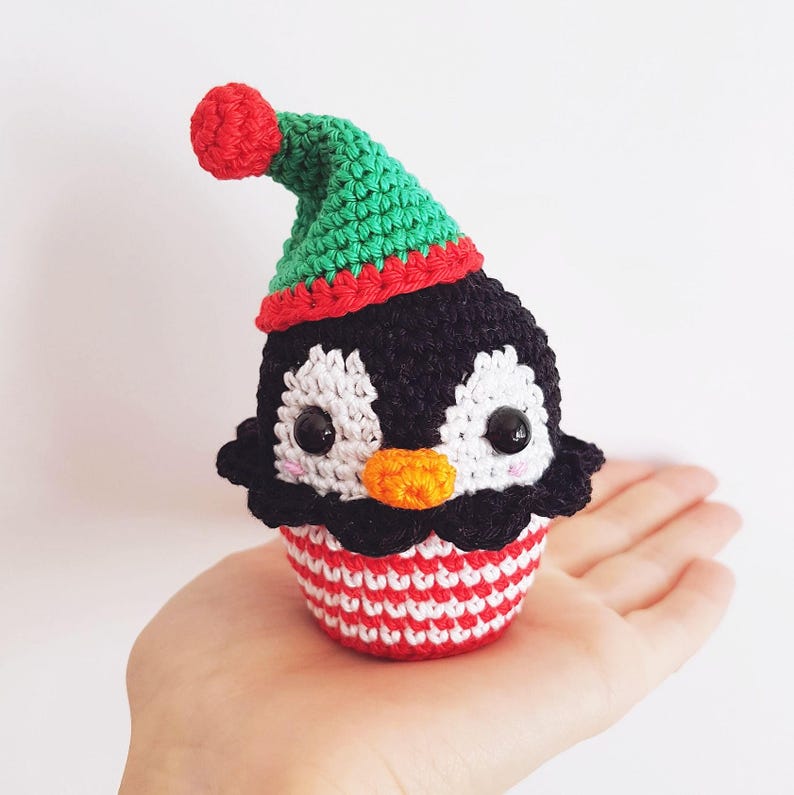 Christmas Cupcakes PDF Pattern, crochet, amigurumi image 7