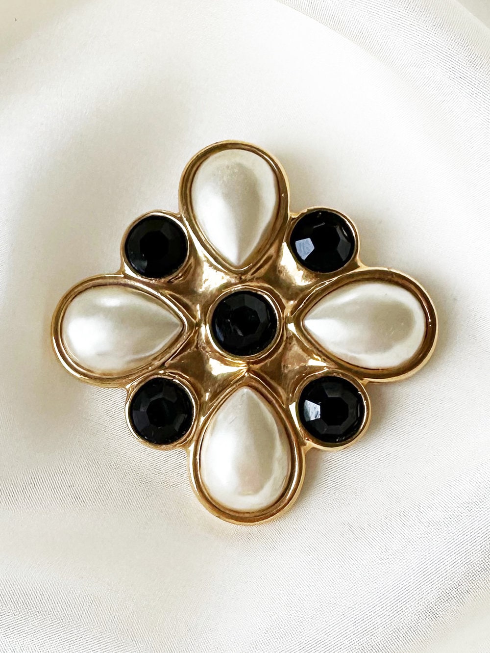 Chanel Square Golden Brooch with Resin and Faux Pearls