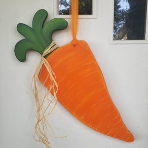Carrot Door hang