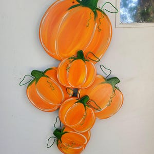 Calabaza de otoño en 3D para colgar en la puerta en color naranja o crema