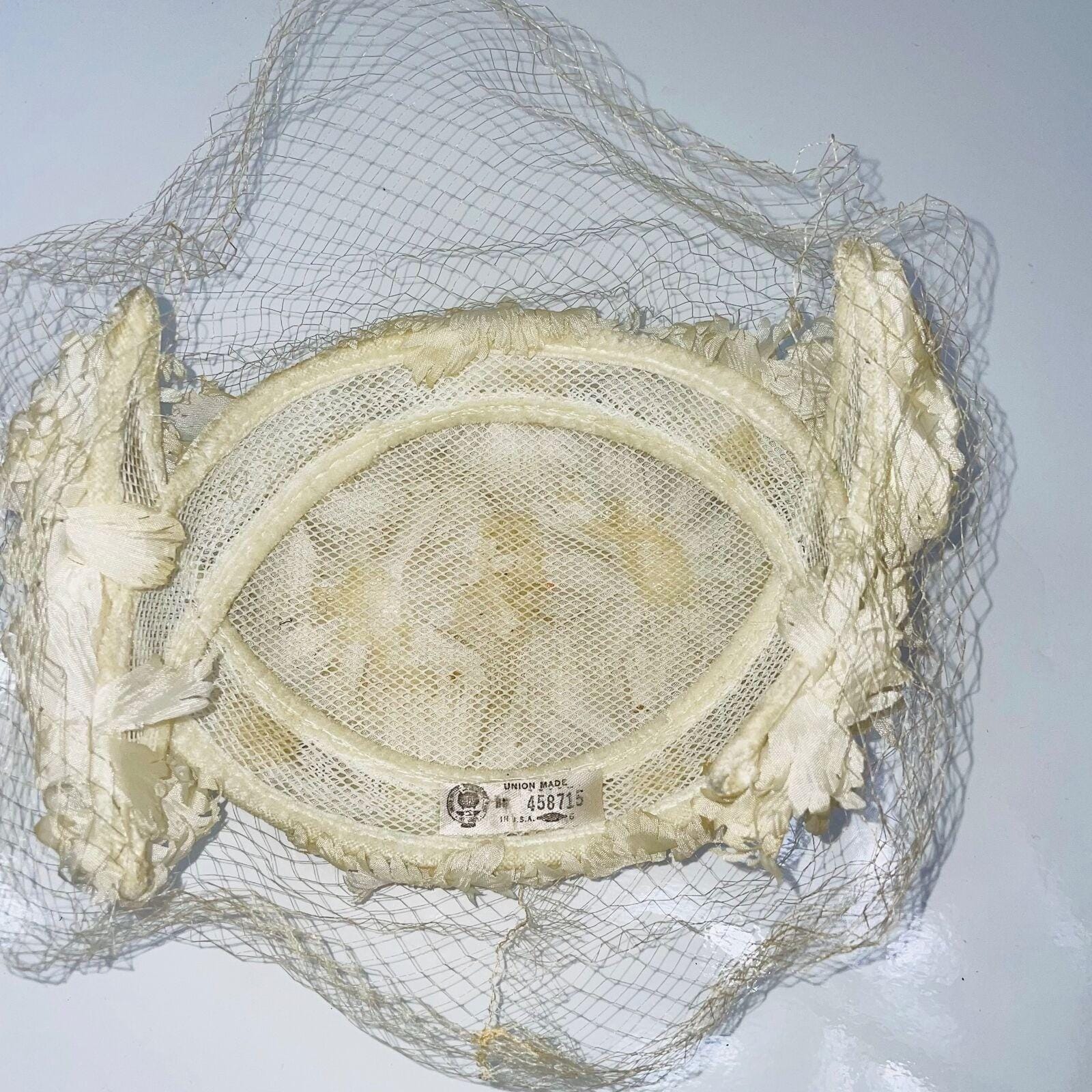 Vintage 50s 60s Crown Ivory Hat Net Floral Pearls Bridal  display picture 2