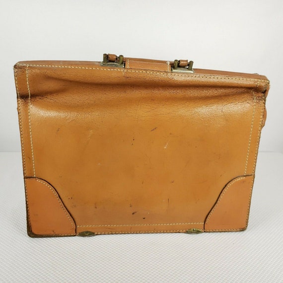 Vtg 60s Distressed Saddle Leather Boho Messenger … - image 7