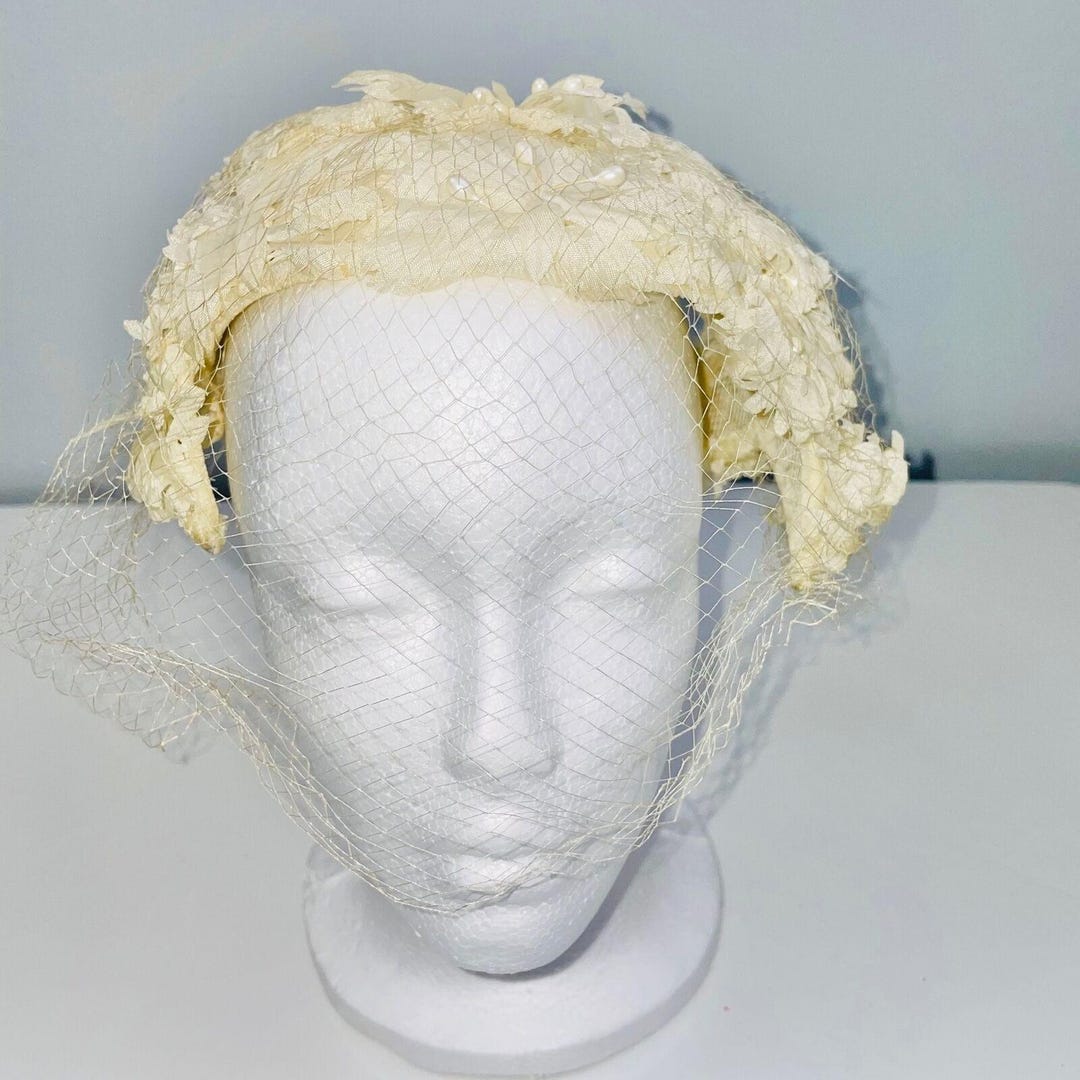 Vintage 50s 60s Crown Ivory Hat Net Floral Pearls Bridal  display picture 2