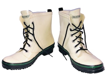 Vintage Skechers Womens 8 Ivory Rain Boots Black Laces Rubber