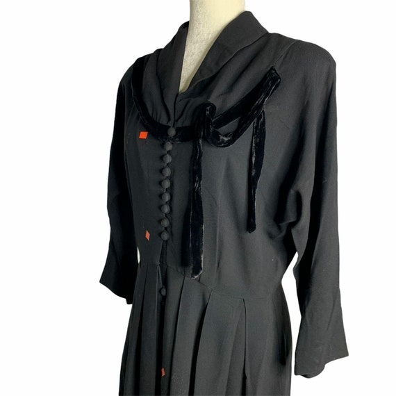 Vintage 50s Crepe Button Front Dress M Black Plea… - image 9