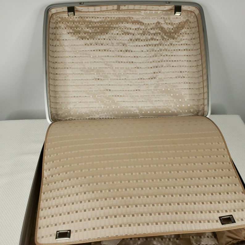 Vintage 60s Sears Courier White Marbled Hard Case Suitcase Luggage 19 in