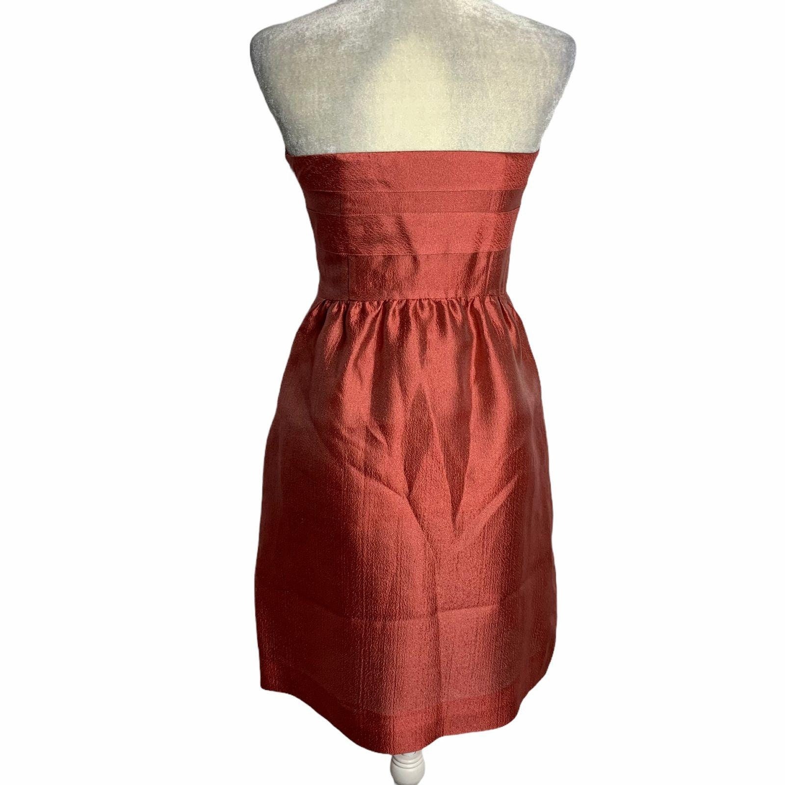 Robe En Soie Ann Taylor Marron Chocolat – élégante Et Neuve Avec étiquette