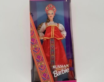 1988 BARBIE RUSSE - Collection Dolls of the World DOTW - Série 1917 - Mattel - France