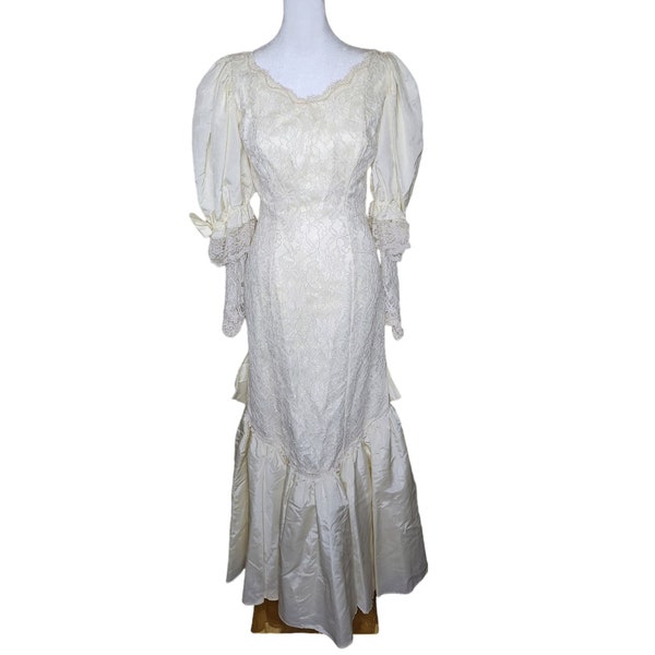 Vintage 80s Lace Wedding Dress Womens S White Bow Seed Pearls Mutton Sleeves Trumpet