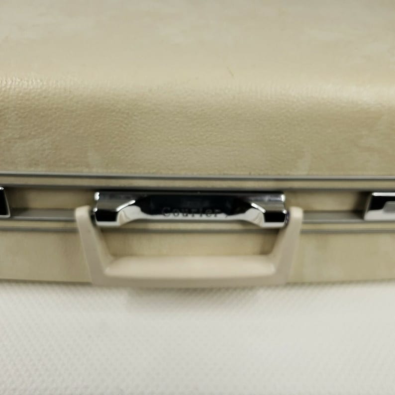 Vintage 60s Sears Courier White Marbled Hard Case Suitcase Luggage 19 in