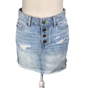 Minijupe en jean Bongo vintage 1 braguette boutonnée effet vieilli surpiqûres néon