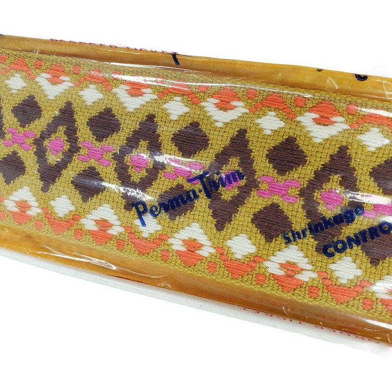 Vintage 1970 Wrights Perma Trim Mod Hippie Fabric 2.5 Gold Pink 12 Yards