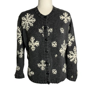 Vintage Eddie Bauer Cardigan Sweater S Grey Angora Blend Button Up Snowflakes