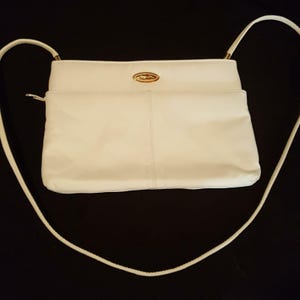 Vintage 80s Pocketbook Off White Leather Handbag Shoulder Purse