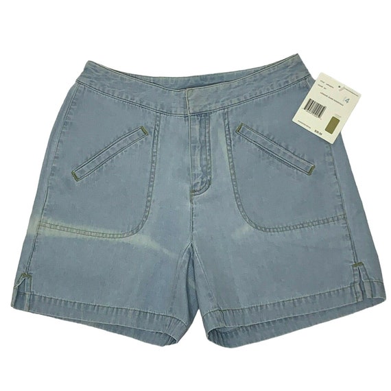 Liz claiborne shop denim shorts