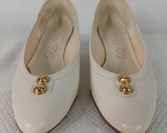 Vintage Life Stride 80s White Gold Classic Pumps Heels Shoes Size 8 AA