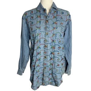 Vintage Embroidered Chambray Denim Shirt M Blue Floral Button Down Long Sleeve