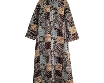 Vintage 70s Quilted Nightgown Robe Womens XL Housecoat Brown Patchwork Paisley