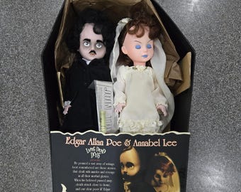 Mezco Living Dead Doll Chloe Sealed in Coffin, Living Dead