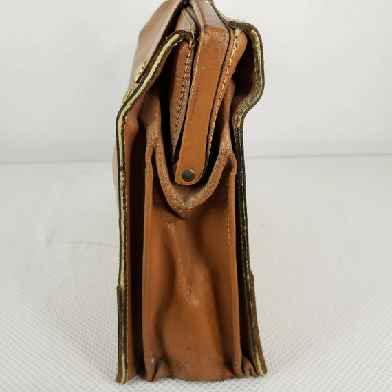 Vtg 60s Distressed Saddle Leather Boho Messenger … - image 9