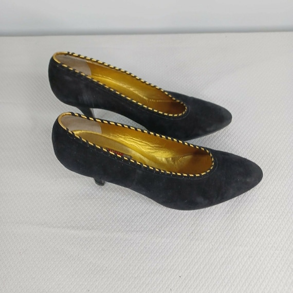 Anne klein cheap yellow shoes
