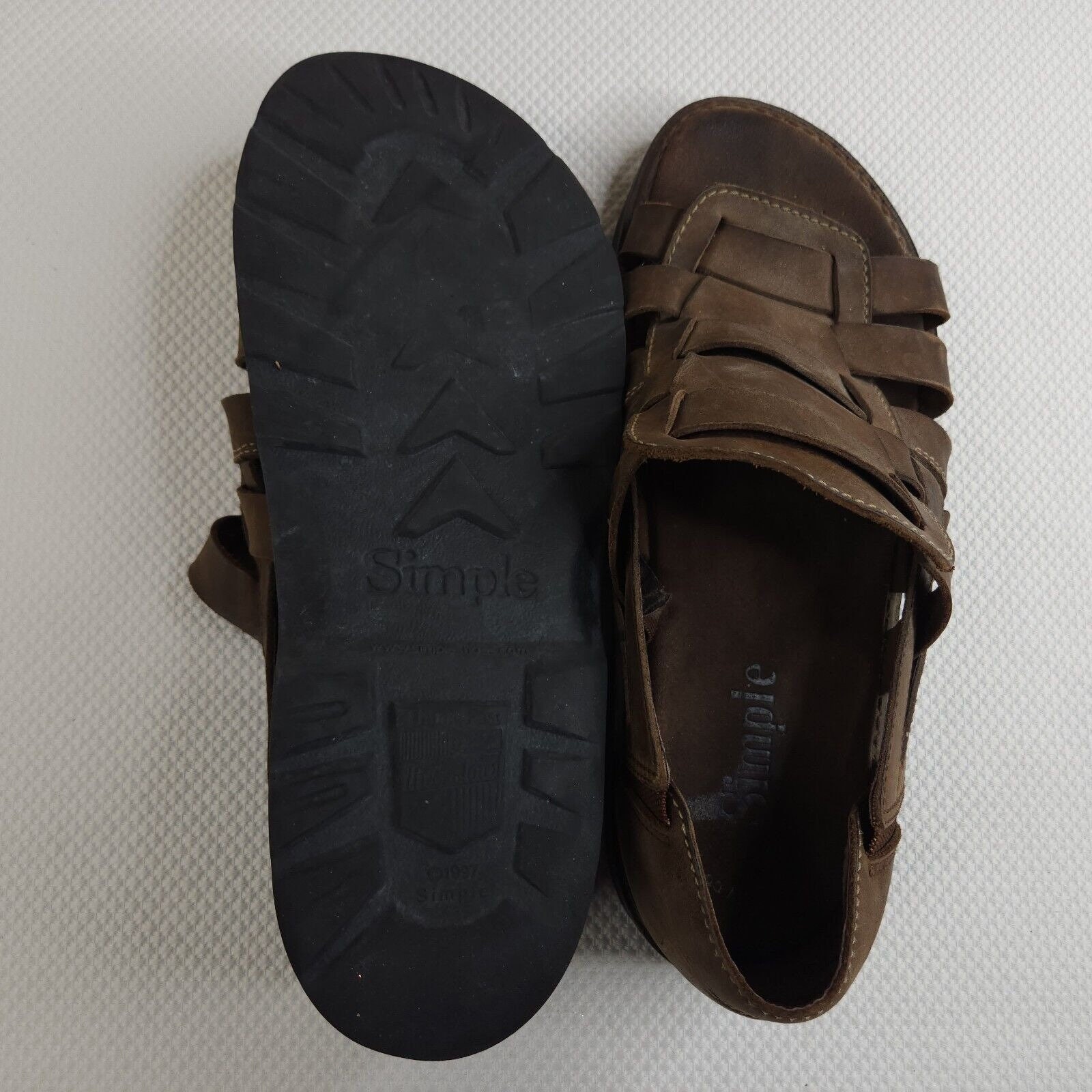Vintage 90s Grunge Mens 12 Sandals Brown Fishman Simple  display picture 3