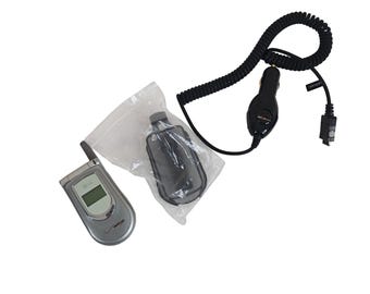 LG VX4500 Flip Phone Verizon Wireless W/ Belt Clip Car Charger Silver