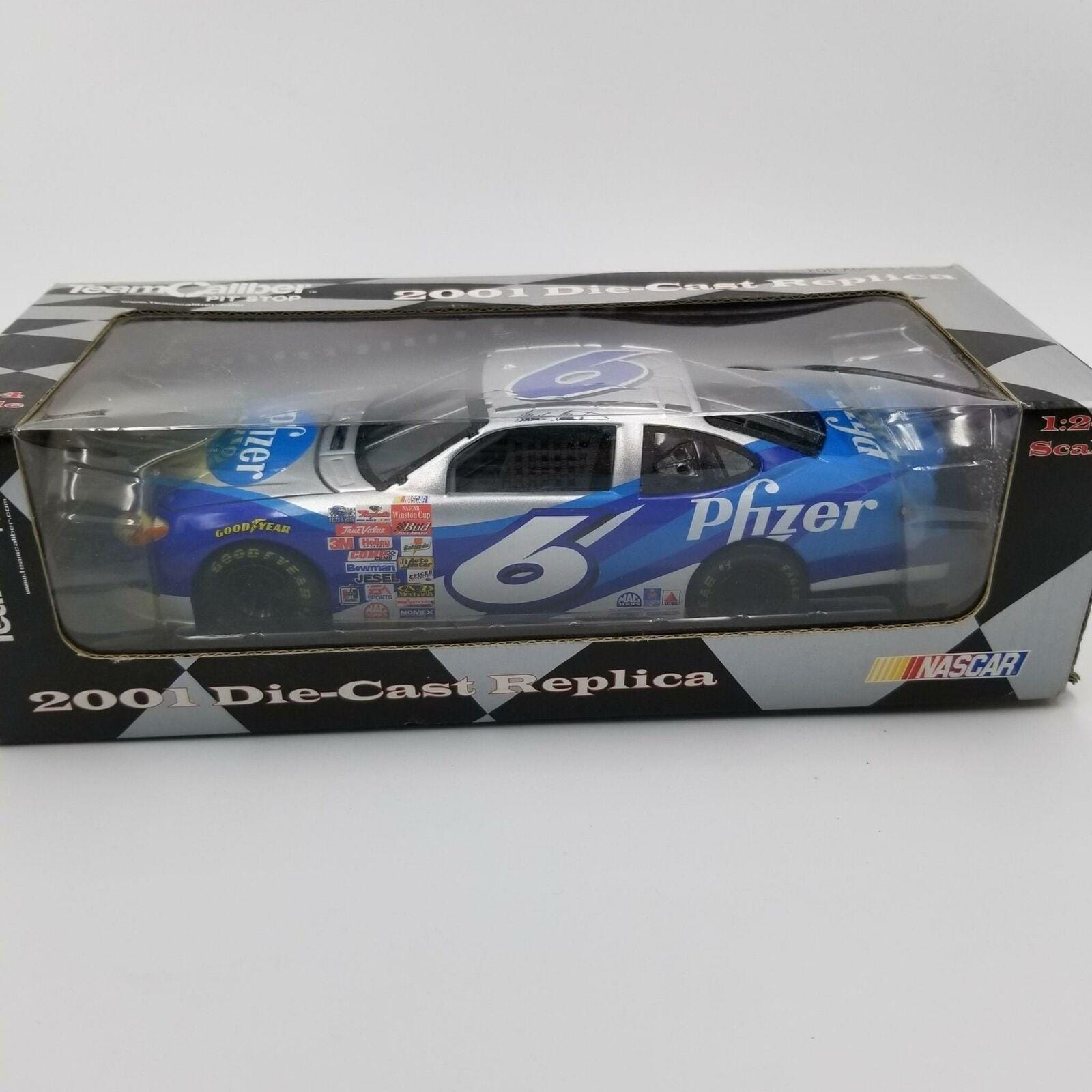 Nascar レベル 1／24 フォード トーラスナスカ- NASCAR レベル