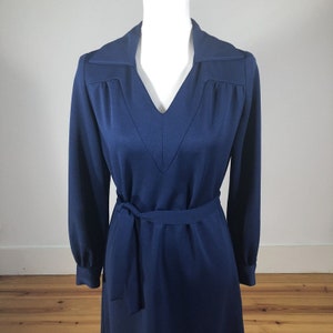 Vestido camisa azul marinho vintage anos 70 manga comprida gola aberta M A Line Prop