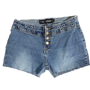 Vintage 90s Mid Rise Denim Cut Off Shorts 28 Med Wash Button Fly Stretch Rivets