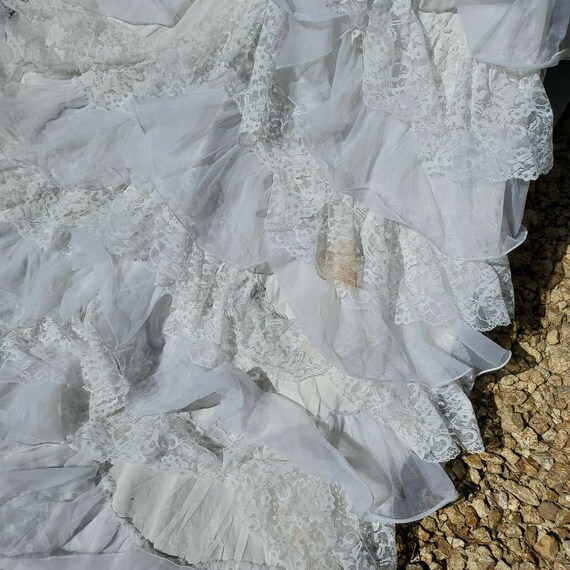 Vintage 70s Lace Wedding Dress Train Boho Cottage… - image 9