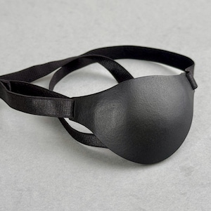 Eye Patches for Right and Left Eyes, Adjustable Amblyopia Lazy Eye Patches,  Handmade Leather Eye Patch
